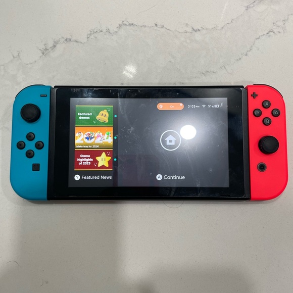Nintendo switch - Picture 2 of 6